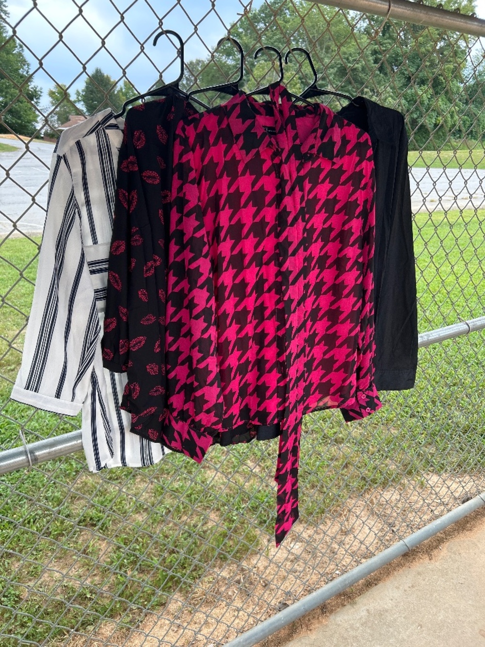 4 shirts size 2X